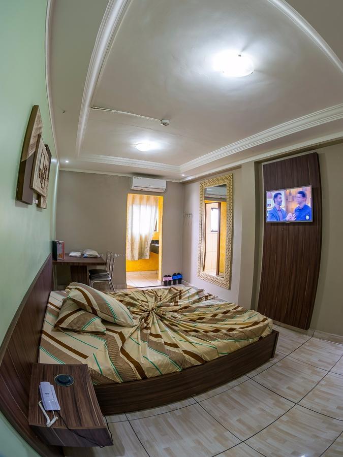 Motel Softy (Adults Only) Osasco Exterior foto