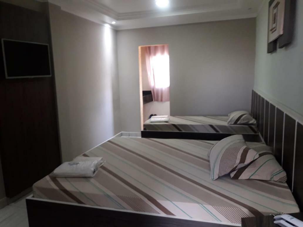 Motel Softy (Adults Only) Osasco Exterior foto